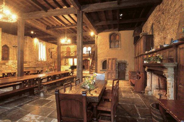 montsalvat-greathall