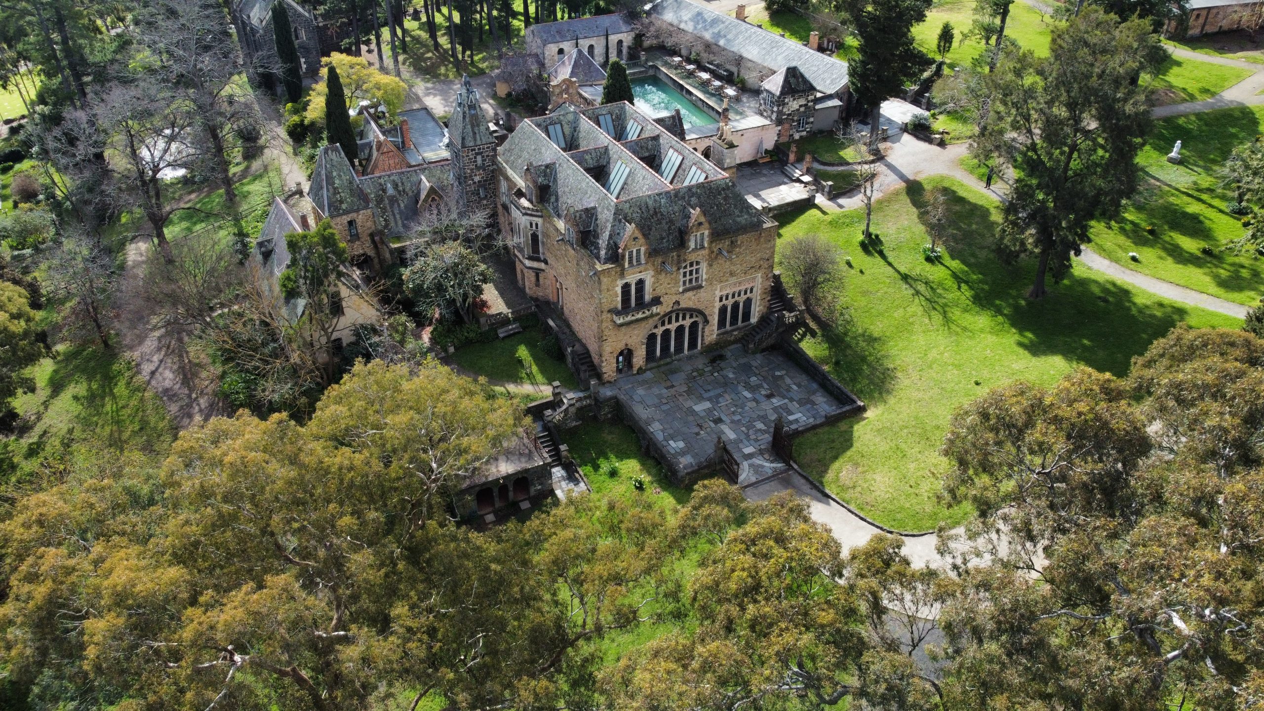 montsalvat-greathall