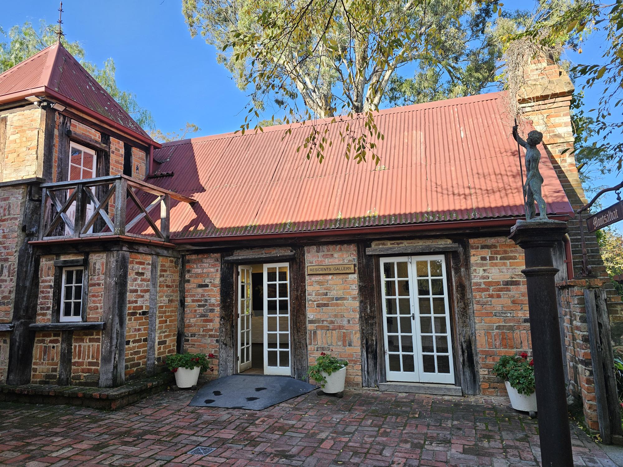 montsalvat-residents-gallery